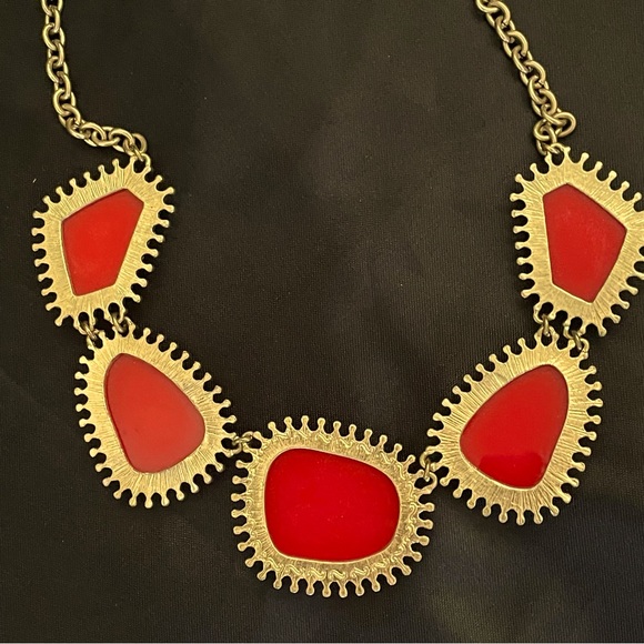 Vintage Red Lucite Gold Tone Statement Necklace - Picture 4 of 6